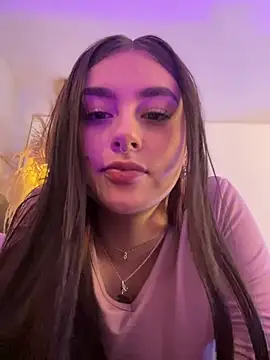 cute__cherry_'s Live XXX Chat