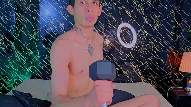 Chat XXX ao vivo de skyline_ryan