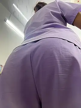 babysaritaan Live XXX chat