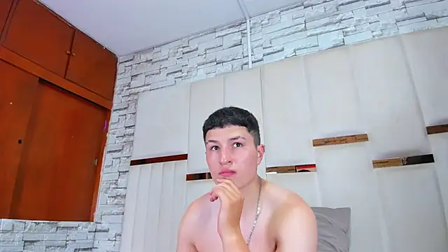 ANLLELOAndANGELA Adlı Modelin Canlı XXX Sohbeti
