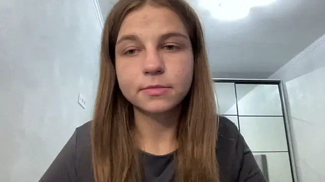 HwaTrippel's Live XXX Chat