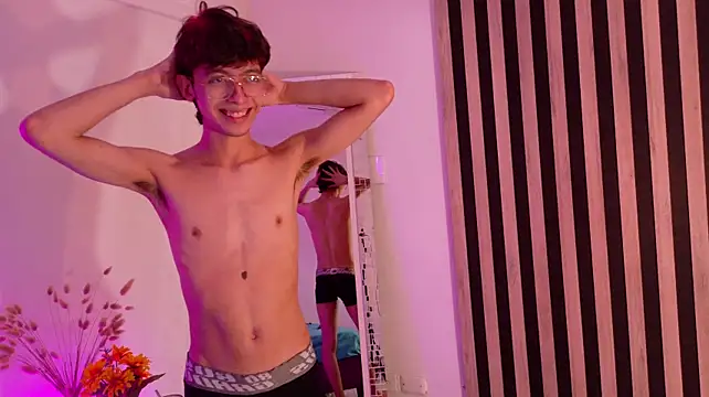 Chat XXX ao vivo de Twink_Sebas7