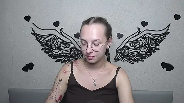 SteshaGlass XXX чат на живо