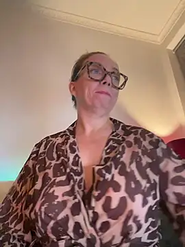 Živý XXX chat FemDom_RubyKnightXXO