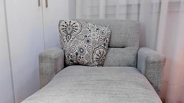 XXX chat uživo modela ThiiaraBrown