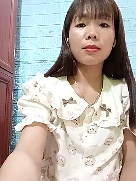 AmyLinee01のライブXXXチャット
