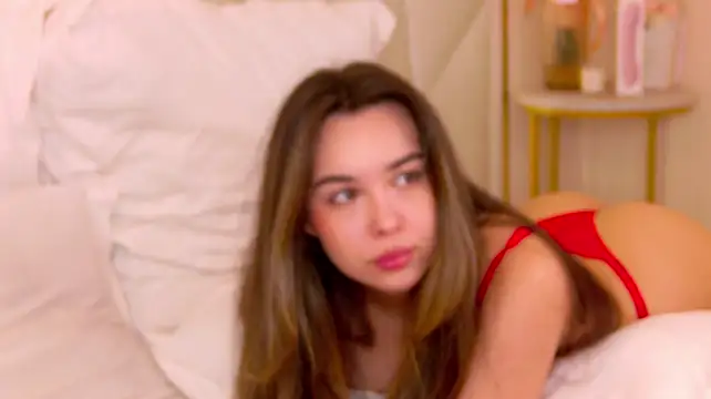 Онлайн чат XXX MiaMarlow