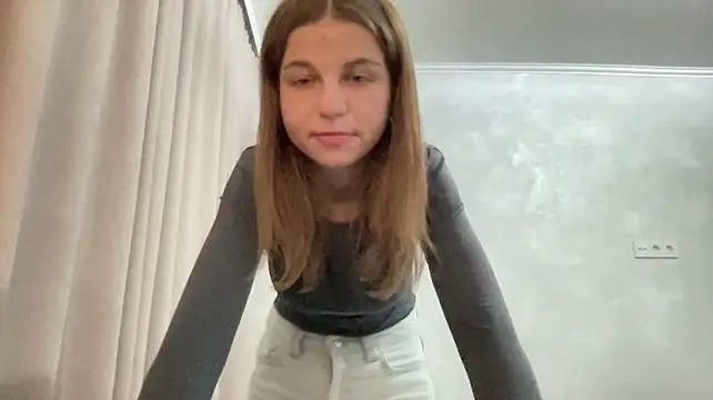 HwaTrippel's Live XXX Chat