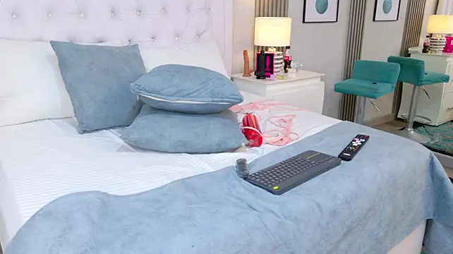XXX chat uživo modela CaitlynMiller