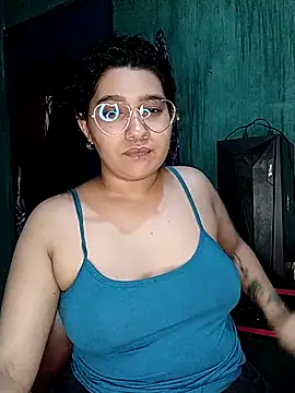 Chat +18 de Angel_Duck ao vivo