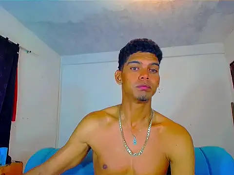 theMyke101 Show in webcam