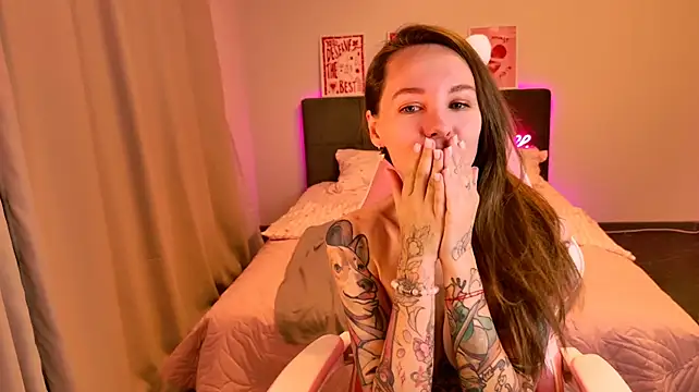 MiaGraham1's Live XXX Chat