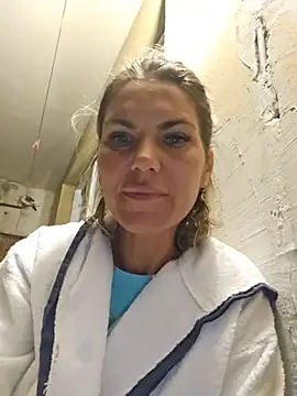 FeliciaKrige Adlı Modelin Canlı XXX Sohbeti