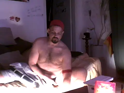 B-A-M-B-I live XXX chat