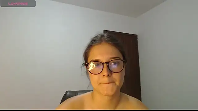 Chat XXX ao vivo de MadieeLorez