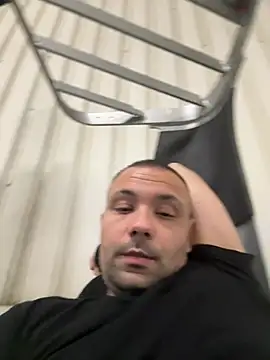 Cukifiu9595 Show Webcam