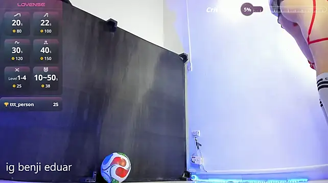 Živý XXX chat benji_hoter