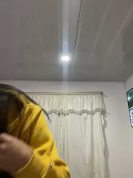 Marianahb-e's Live XXX Chat