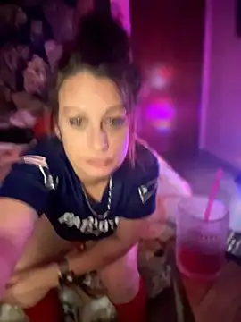 แชท XXX สดของ Jennybootyjones