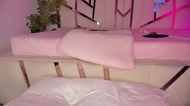 hot_booty_'s Live XXX Chat