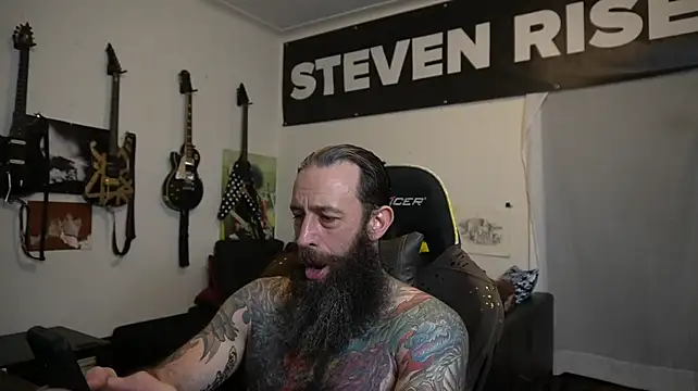 Chat XXX en directo de StevenRiseNYC