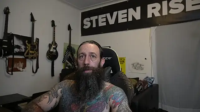 StevenRiseNYC Adlı Modelin Canlı XXX Sohbeti