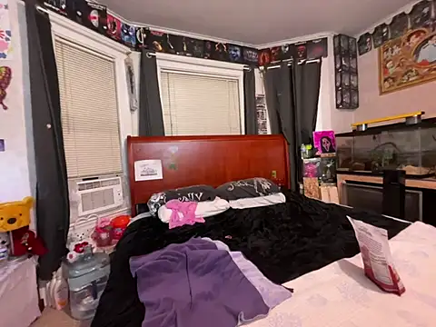 saralaw22 Live XXX-chat
