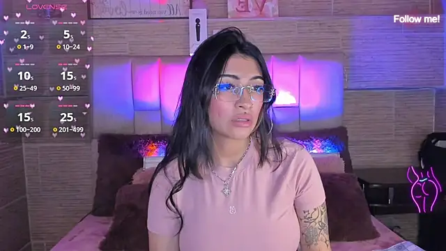 mia_devine_ Chat XXX live