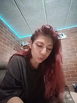 _sasha_miller_ Chat XXX in diretta