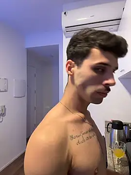 Show modela slaamdopee na web-kameri