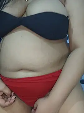 BigAssAyeaha 现场XXX聊天