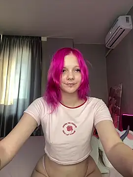 Show modela KittieHeart na web-kameri