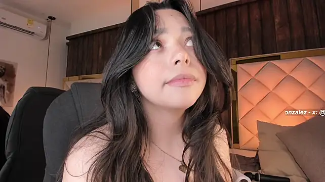 Has_gonzalez 现场XXX聊天