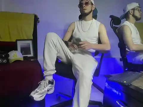 mark_splinter09 – Naživo XXX chat