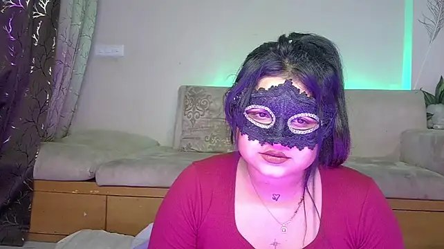 XXX chat uživo modela Two_Baddies