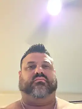 Roddog18's Live XXX Chat