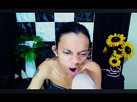 XwildCUcumberX: онлайн-секс-чат