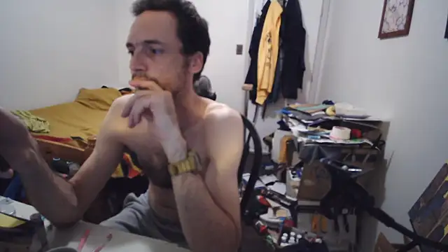 JohnnyMoves' Live XXX Chat