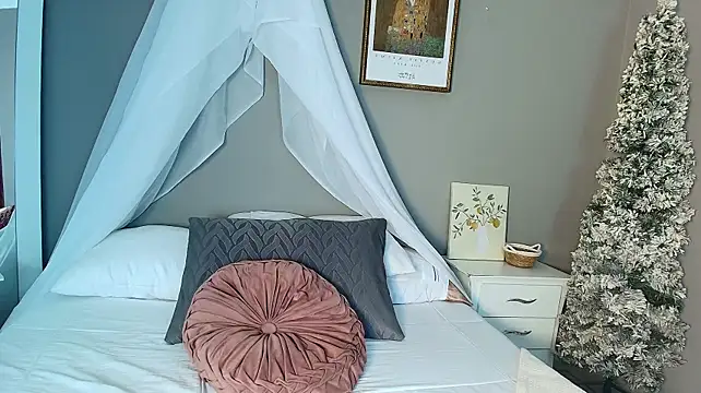Živý XXX chat bloom_apple