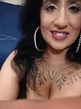 Chat XXX en directo de FaraGreen