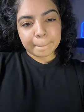 kimmiakiss22 Live XXX-Chat
