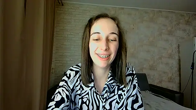 Anika_bloom Chat XXX in diretta