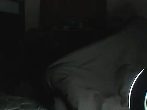 CR3M3_FIR3's Live XXX Chat