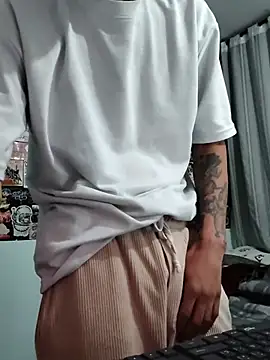 XXX chat uživo modela Babt_kyle