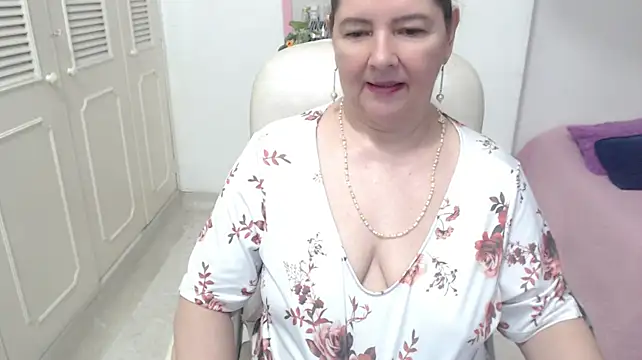 Chat XXX ao vivo de leonela_69