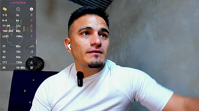 diegocr__のライブXXXチャット