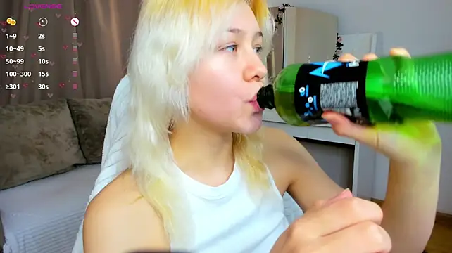 EmilyTrase Chat XXX live