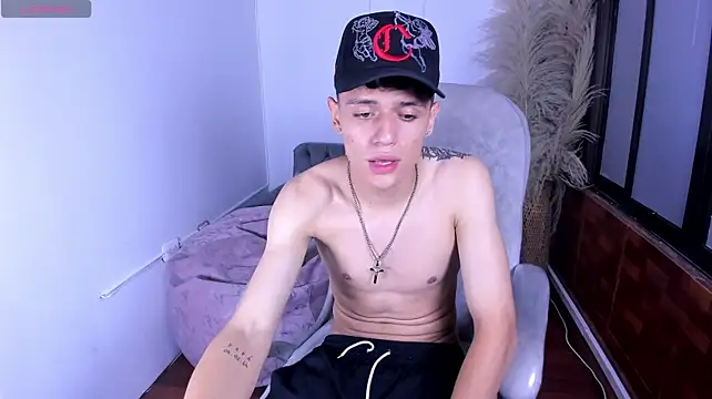 Hydan_ Chat XXX in diretta