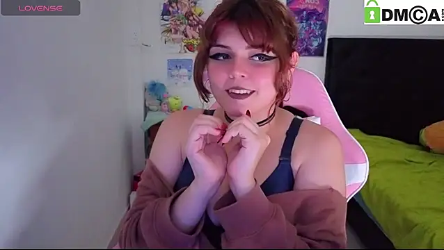 raven_gasaii élő XXX-chatje