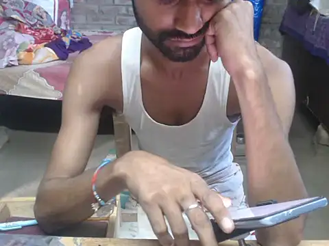 HotAarya's Live XXX Chat
